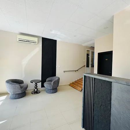 Sunny House 401 Two Bedroom Сонячний Берег