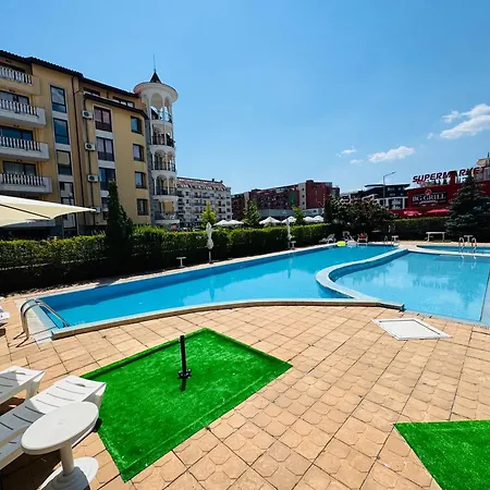 Апартаменти Sunny House 401 Two Bedroom